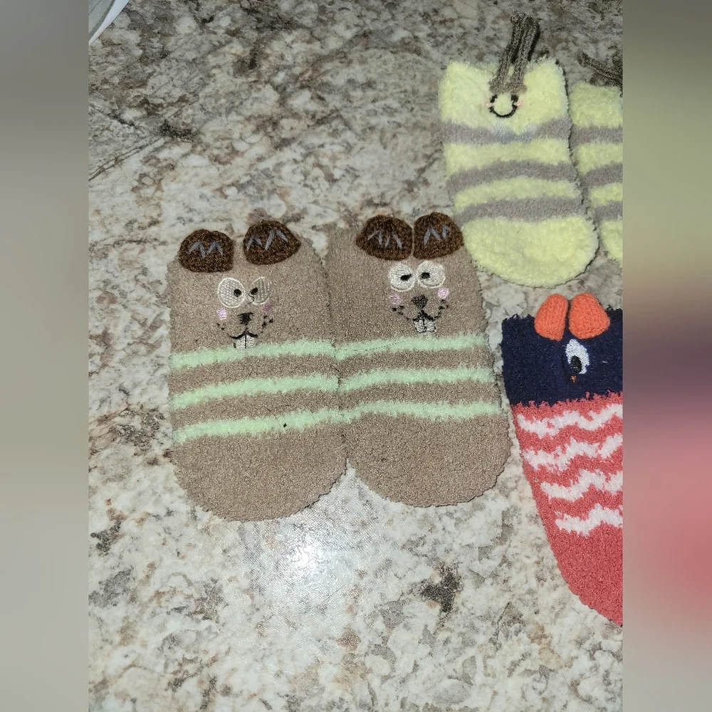 Kids Fuzzy Animal Socks Set - Multicolor With Grippers On The Bottom Toddler